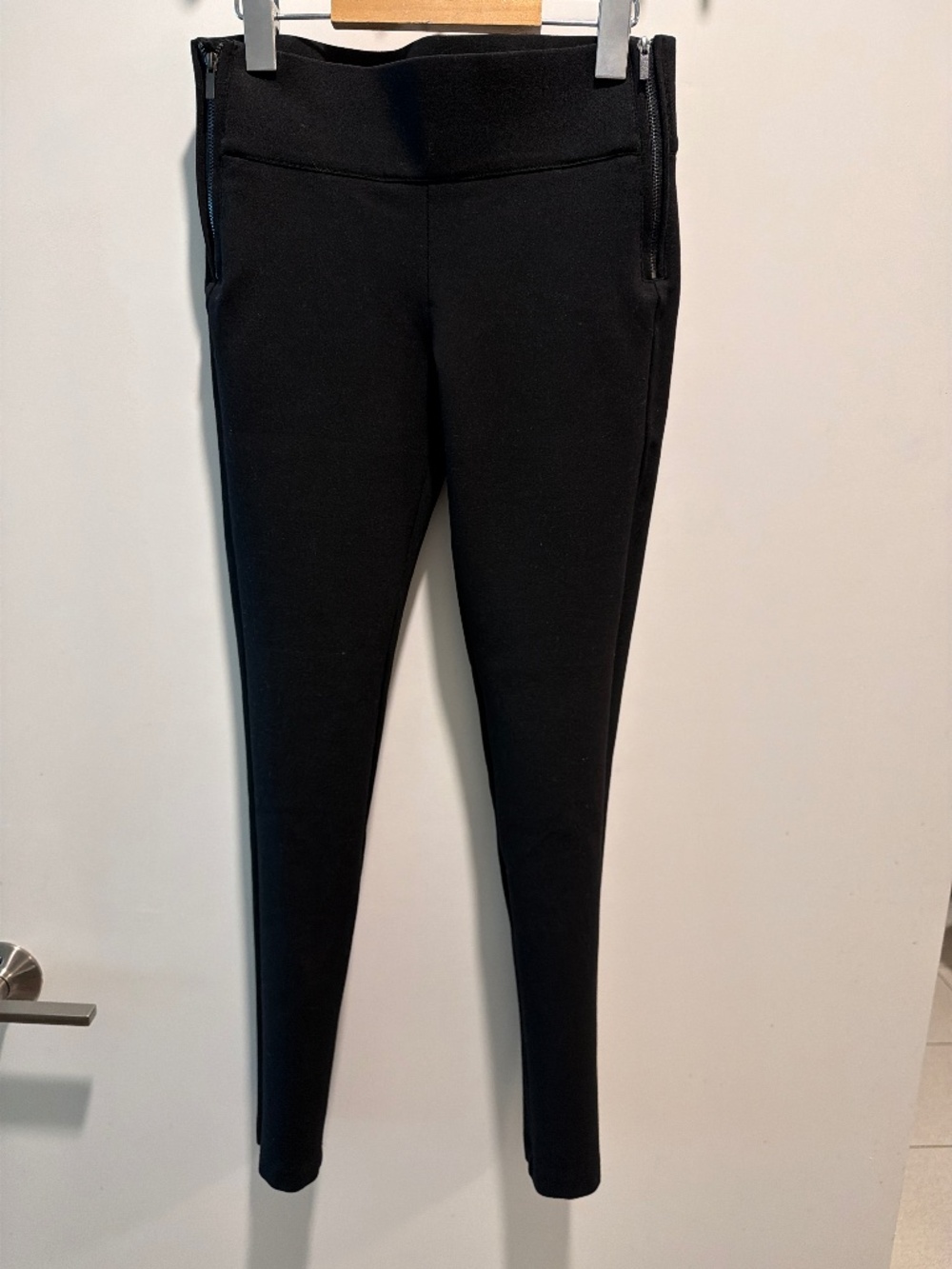 Zara Black High Waist Leggings Side Zip Detail Size S Like New Never Worn